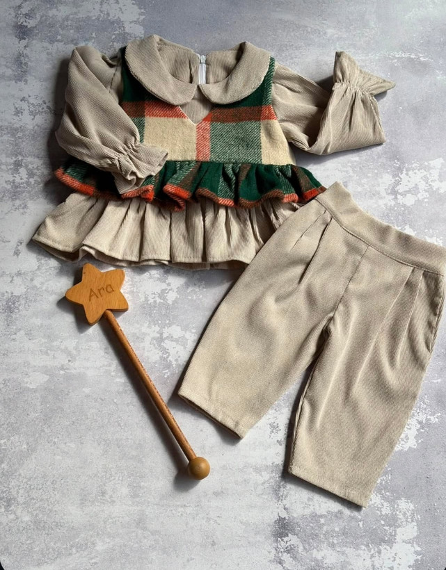لباس دخترانه . لباس سه تیکه دخترانه ست سه تیکه دخترانه لباس دخترانه شومیز شلواردخترانه (۱سال الی۱۰سال)